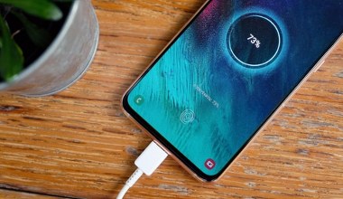 Naładowany i rozładowany smartfon waży tyle samo? Zaskakująca odpowiedź