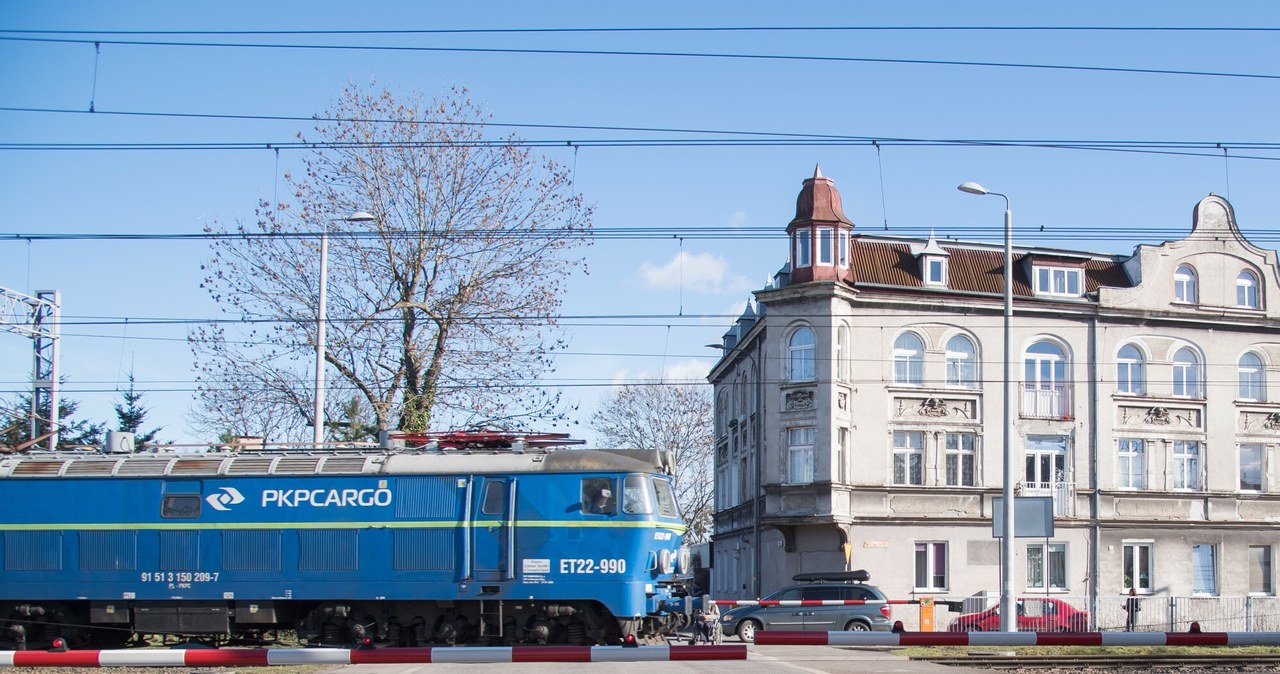 Należąca do PKP Cargo spółka PKP Cargotabor zamierza przeprowadzić zwolnienia grupowe /Wojciech Stróżyk /Reporter