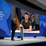 Należy całkowicie zaprzestać handlu z Rosją - prezydent Zełenski do uczestników Forum w Davos