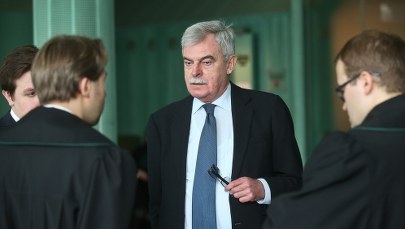 "Należy im założyć czipy". Skandaliczna wypowiedź Marka Króla o migrantach