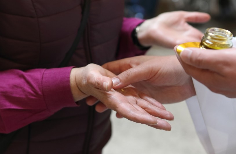 Namaszczenie chorych. Czym jest ten sakrament?
