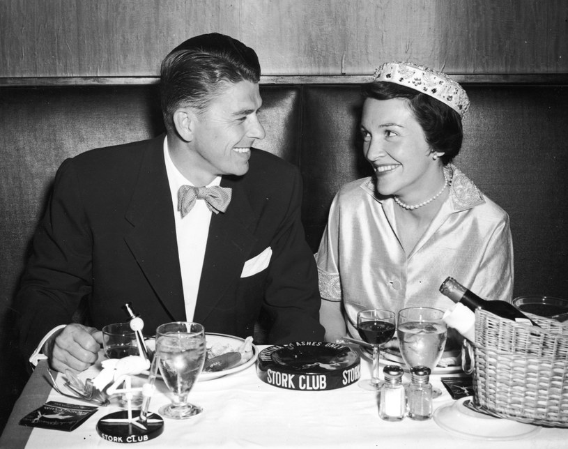 Nancy i Ronald Reagan podczas miesiąca miodowego - rok 1952 /Getty Images