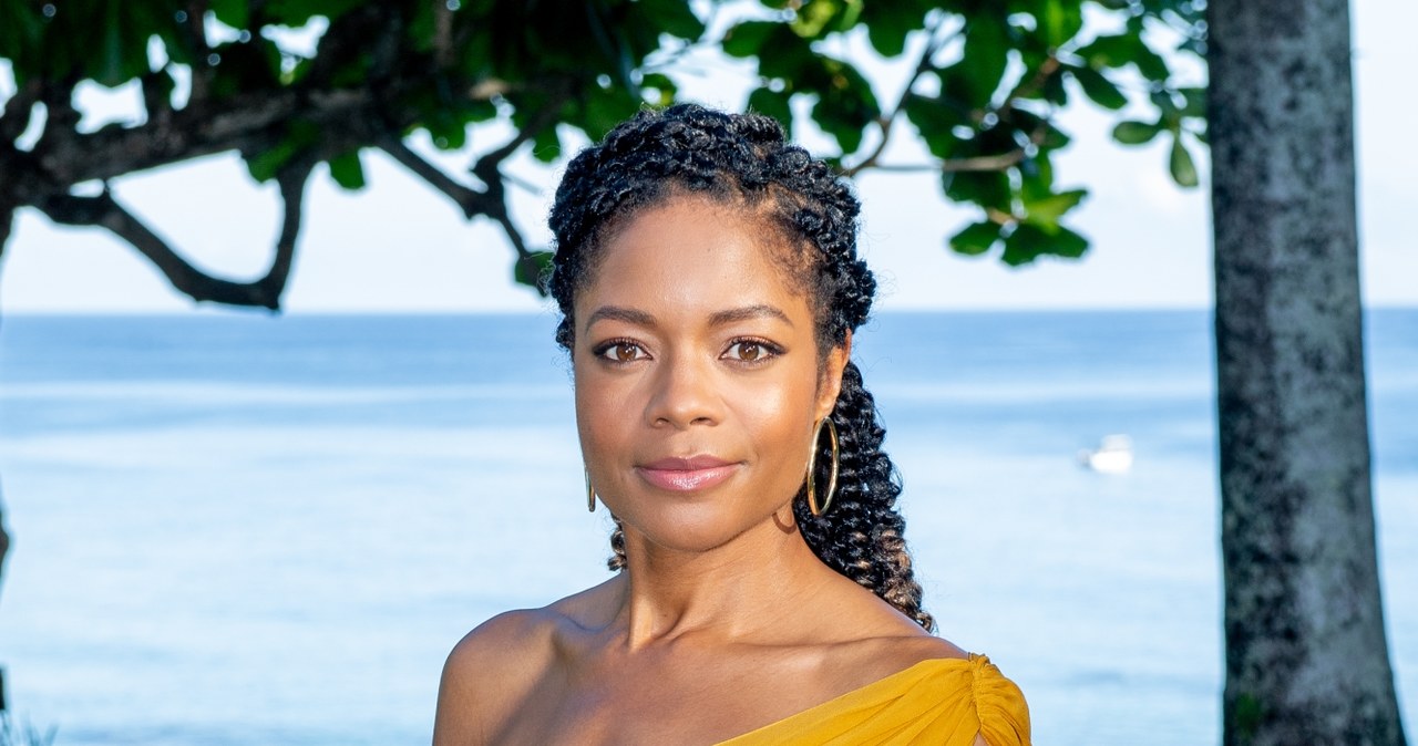 Naomie Harris na spotkaniu promującym rozpoczęcie produkcji filmu "Nie czas umierać" /Roy Rochlin /Getty Images