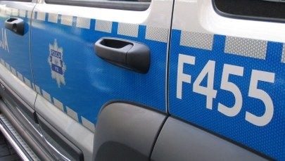 Napad i policyjny pościg w Warszawie. Trwa obława na sprawców