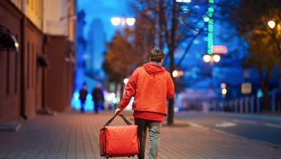 Napad na dostawcę pizzy. Policjanci zatrzymali 20-latków