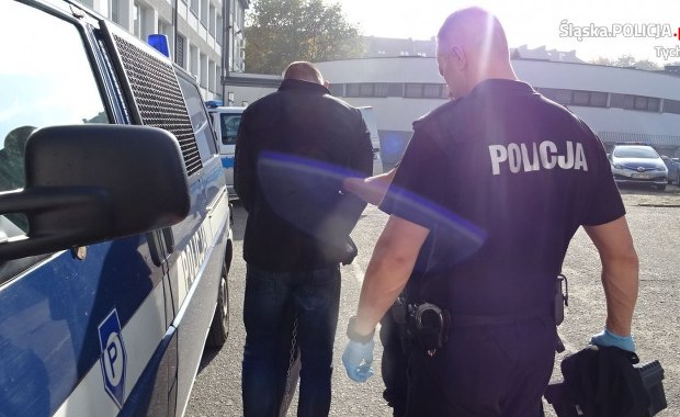 Napad na właściciela kantoru w Tychach. Został pobity i poparzony wrzątkiem