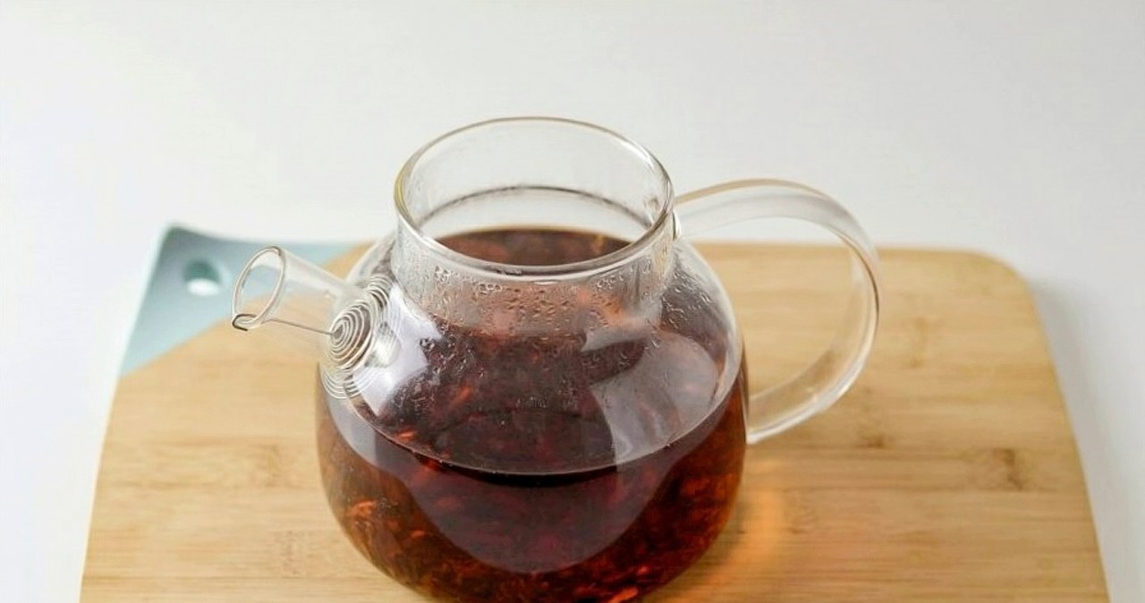 Napar z czarnuszki działa m.in. na układ odpornościowy, oddechowy i obniżenie poziomu cukru. /nitob1991 /123RF/PICSEL