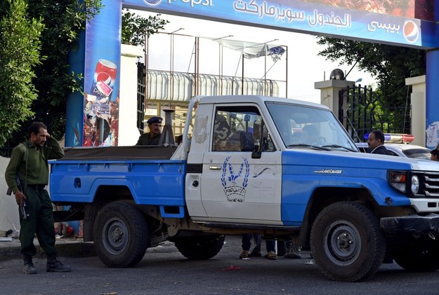 Napastnicy zastrzelili w stolicy Jemenu pracownika ochrony ambasady Niemiec /YAHYA ARHAB /PAP/EPA