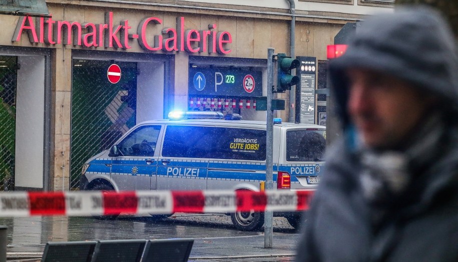 Napastnik wziął dwoje zakładników w galerii handlowej /MATTHIAS SCHUMANN /PAP/EPA