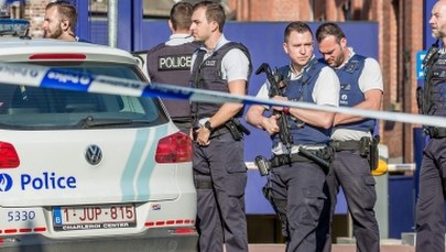 Napastnik z maczetą był objęty nakazem wydalenia z Belgii. Nakaz nie został wykonany