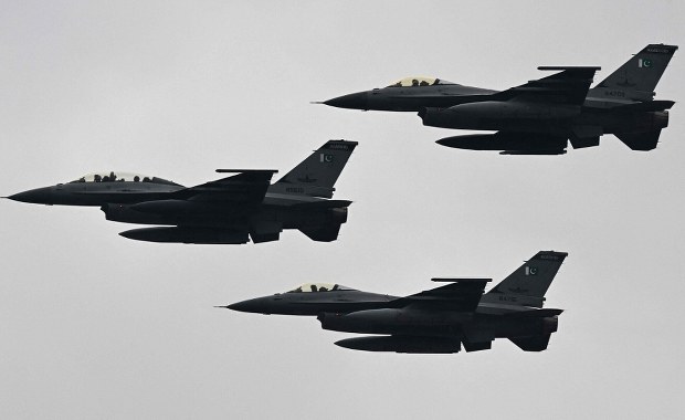 Napięcia w Azji: Pakistańskie lotnictwo zaatakowało Afganistan