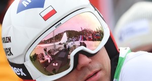 "Napisał piękną historię". Ostatnie skoki Kamila Stocha w karierze