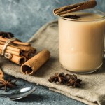 Napój cynamonowy z trzech składników. Na stres, osłabienie i męczący kaszel