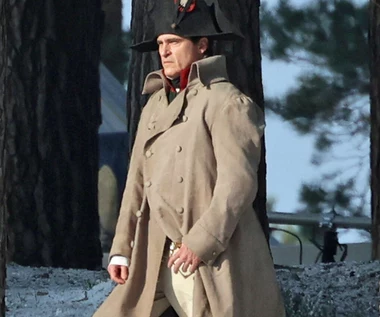 "Napoleon": Joaquin Phoenix spoliczkował Vanessę Kirby. Chcieli się zaskoczyć