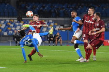 Napoli - Legia. Pół minuty wszystko zmieniło! Legia wciąż liderem w Lidze Europy