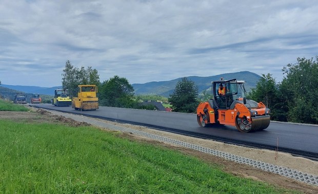 Naprawa osuwiska na DK28. Koniec remontu coraz bliżej