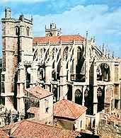 Narbonne, katedra St-Just-et-St-Sauver, budowa rozp. 1272 /Encyklopedia Internautica