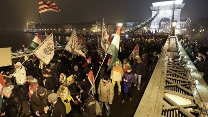 "Nareszcie możemy pracować osiem dni w tygodniu". Kolejne protesty na Węgrzech