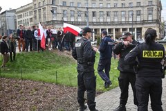 Narodowcy nie chcą Tęczy na Placu Zbawiciela