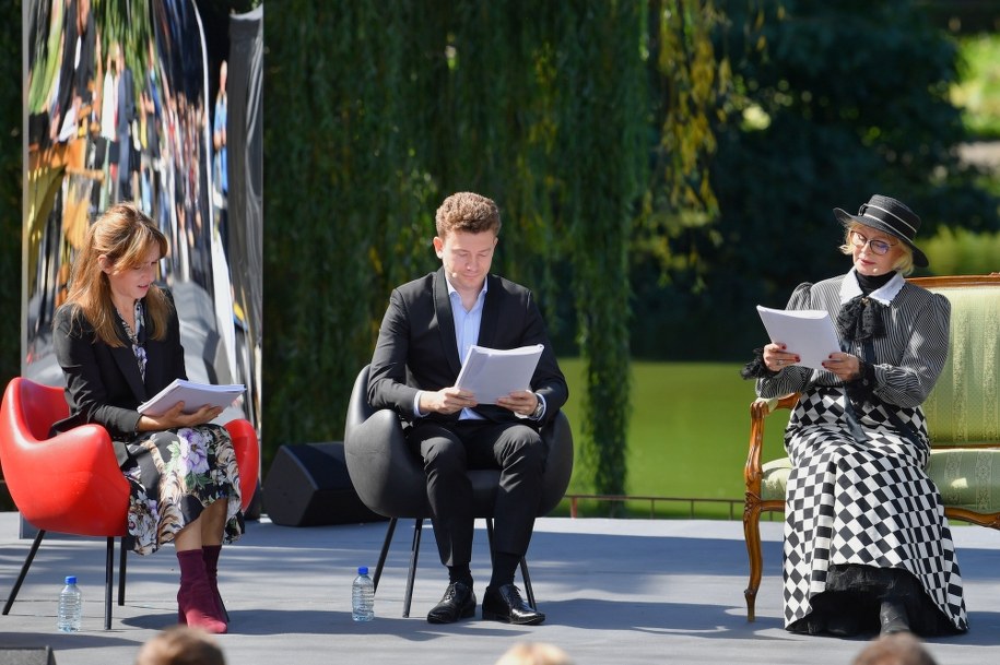 Narodowe Czytanie w Ogrodzie Saskim /Radek Pietruszka /PAP