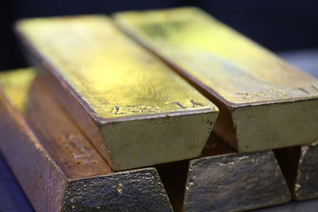 Narodowy Bank Węgier ujawnia, że potroił rezerwy złota. Zakupił 63 tony kruszcu, zwiększając zapasy do 94,5 tony / 	Leszek Szymański    /PAP