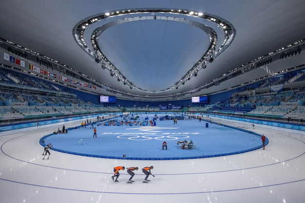 Narodowy Tor Łyżwiarski (National Speed Skating Oval) /ROMAN PILIPEY /PAP/EPA