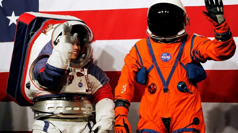 NASA opublikowała zdjęcie astronautów, którzy polecą na Księżyc i Marsa /Geekweek