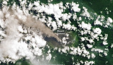 NASA pokazała śmiercionośną erupcję wulkanu Dukono. Uwiecznił ją satelita