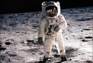 NASA poleci na Księżyc tylko pod egidą innego kraju