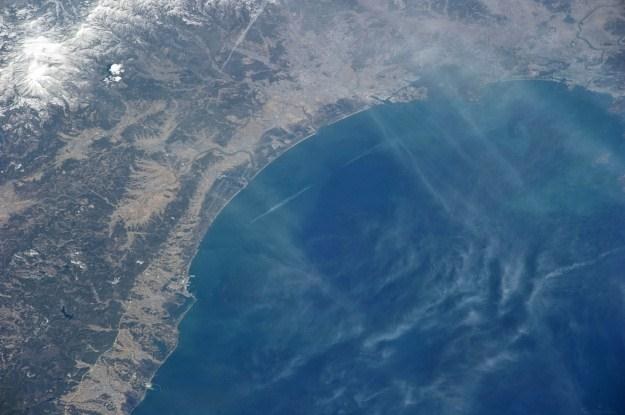 NASA z kosmosu przyjrzy się trzęsieniom ziemi /AFP