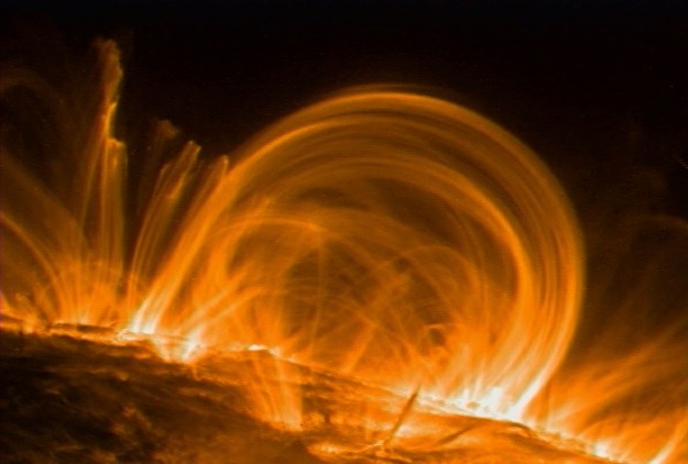NASA zbada procesy zachodzące na Słońcu /NASA