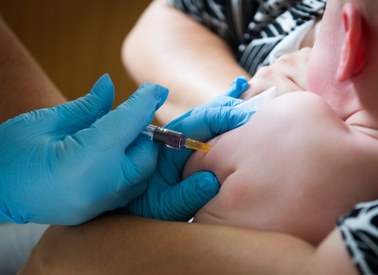 Nasilają się ruchy antyszczepionkowe w Polsce 