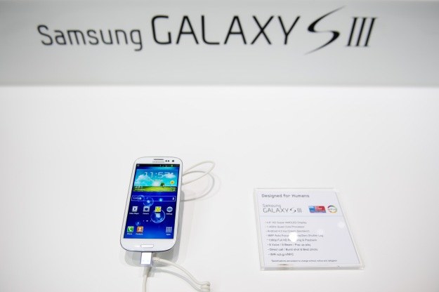 Następca Samsunga Galaxy S III nie wcześniej niż w maju /AFP