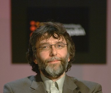 Następnie Dziki skupił się na produkcji filmowej. Przyczynił sie do sukcesu takich obrazów, jak m.in. "Ajlawju", "W pustyni i w puszczy", "Jak to się robi z dziewczynami" i "Pitbull".