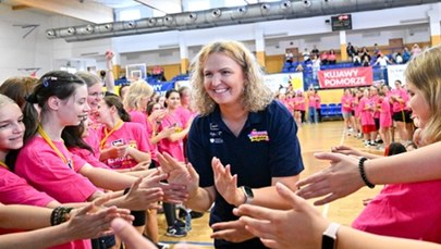 Nastolatki i ich walka z niską samooceną: Otylia Jędrzejczak i mistrzynie sportu w akcji!