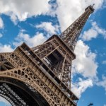 Nastolatkowie planowali zamach na wieżę Eiffla. Już szukali broni