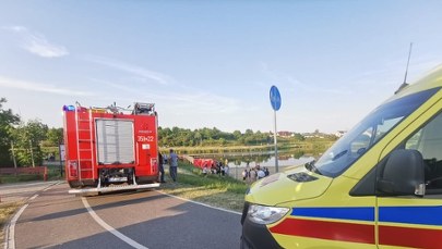 Nastolatkowie rzucili się na pomoc tonącym siostrom. Jedną uratowali, druga utonęła