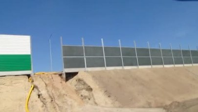 Nasypy na A2 są pełne dziur