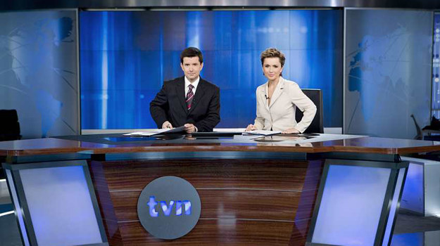 "Nasz Dziennik" sugeruje, że telewizja TVN jest nieobiektywna w sprawie katastrofy smoleńskiej /TVN