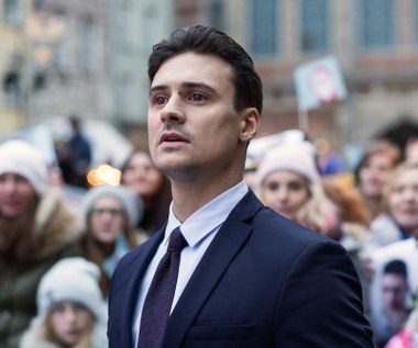 "Nasz film opowiada o tym, co najważniejsze czyli o uczuciach i relacjach między ludźmi, o tym co nas łączy, a nie dzieli i o świątecznym czasie, kiedy najbardziej uświadamiamy sobie, ile znaczy wybaczenie i ludzka solidarność. Za rok o tej porze zaprezentujemy widzom ciepłą, wzruszającą i pełną humoru opowieść 'ku pokrzepieniu serc'. Wierzę w to, że jest miejsce na kino dobrych emocji i na zupełnie nową komedię świąteczną" - zapowiada Dorota Chamczyk, producent TVN.