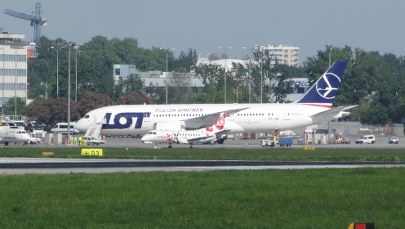 Nasz trzeci dreamliner dotarł na warszawskie Okęcie