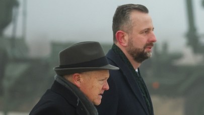 "Nasza współpraca nie ulegnie zmianie". Szef MON ogłasza po spotkaniu z ambasadorem USA