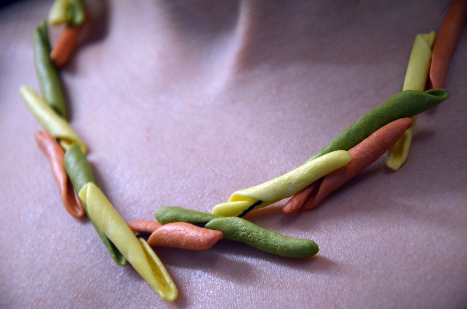 Naszyjnik z makaronu /Marlena Chudzio /RMF24