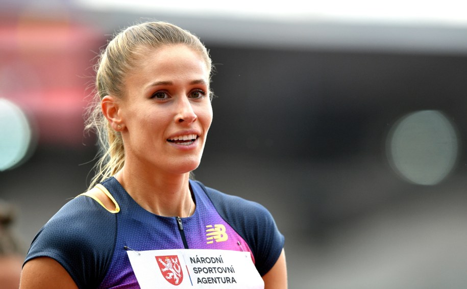 Natalia Kaczmarek po znakomitym biegu w Ostrawie /LUKAS KABON /PAP/EPA