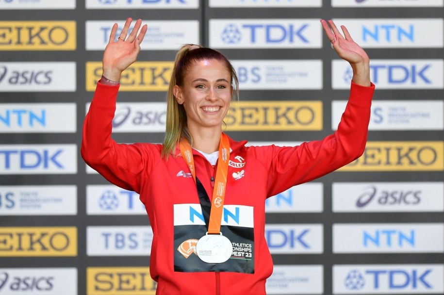 Natalia Kaczmarek / 	Adam Warżawa    /PAP