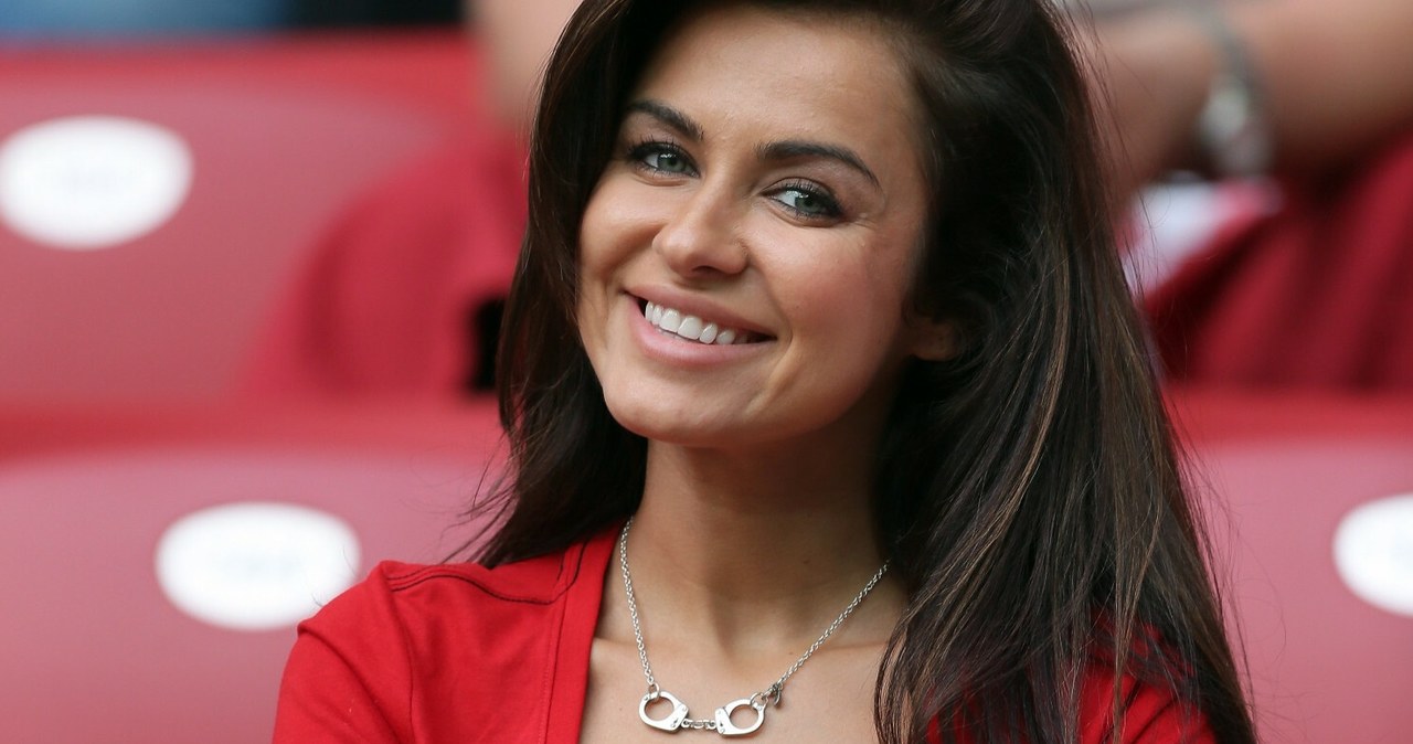 Natalia Siwiec pojawiła się na meczu podczas Mistrzostw Euro 2012 /Sportsphoto / Splash News;  /East News