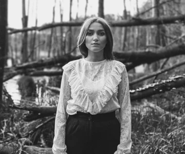 Natalia Świerczyńska z trzecim singlem "Przepaść". Kiedy premiera "O północy"?