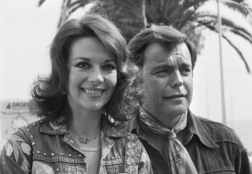 Natalie Wood i jej mąż Robert Wagner na festiwalu filmowym w Cannes (1974) /AFP