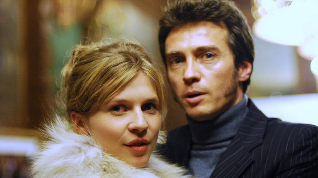 Natasza (Clémence Poésy) i książe Andrzej Bołkoński (Alessio Boni) zakochują się w sobie. Ich uczucie zostaje poddane dramatycznej próbie... /Agencja W. Impact