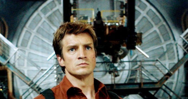 Nathan Fillion jako kapitan Mal Reynolds w "Firefly" /materiały prasowe